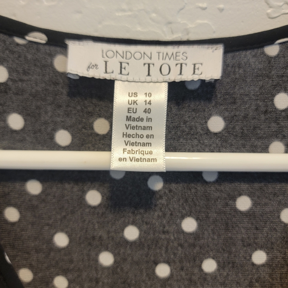 Polka dot ruffle hem dress - Picture 8 of 10